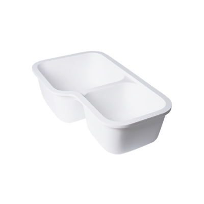 cocina con fregadero blanco