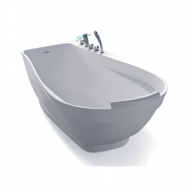 bañera profunda