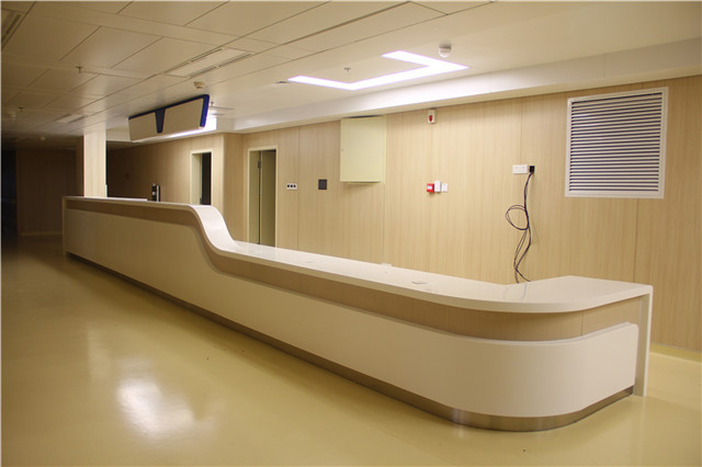 La mesa de hospital es más fastidiosa: la aplicación de superficie sólida en el Hospital Xiangya en Changde